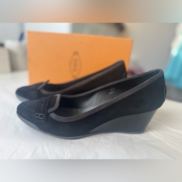 Tod’s Suede Wedge Heels EC - Picture 1 of 16